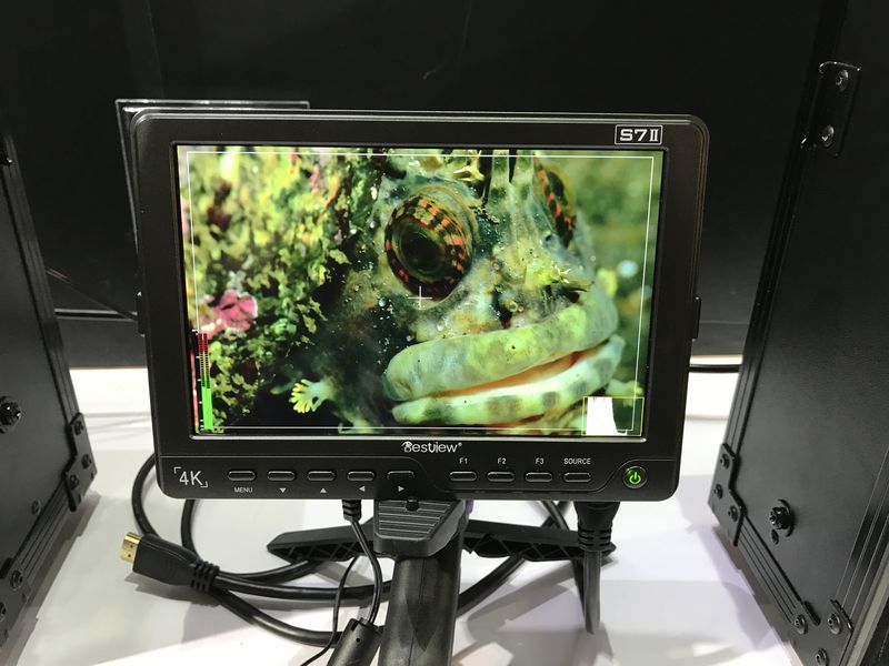 S7II-SDI-field-monitor.jpg